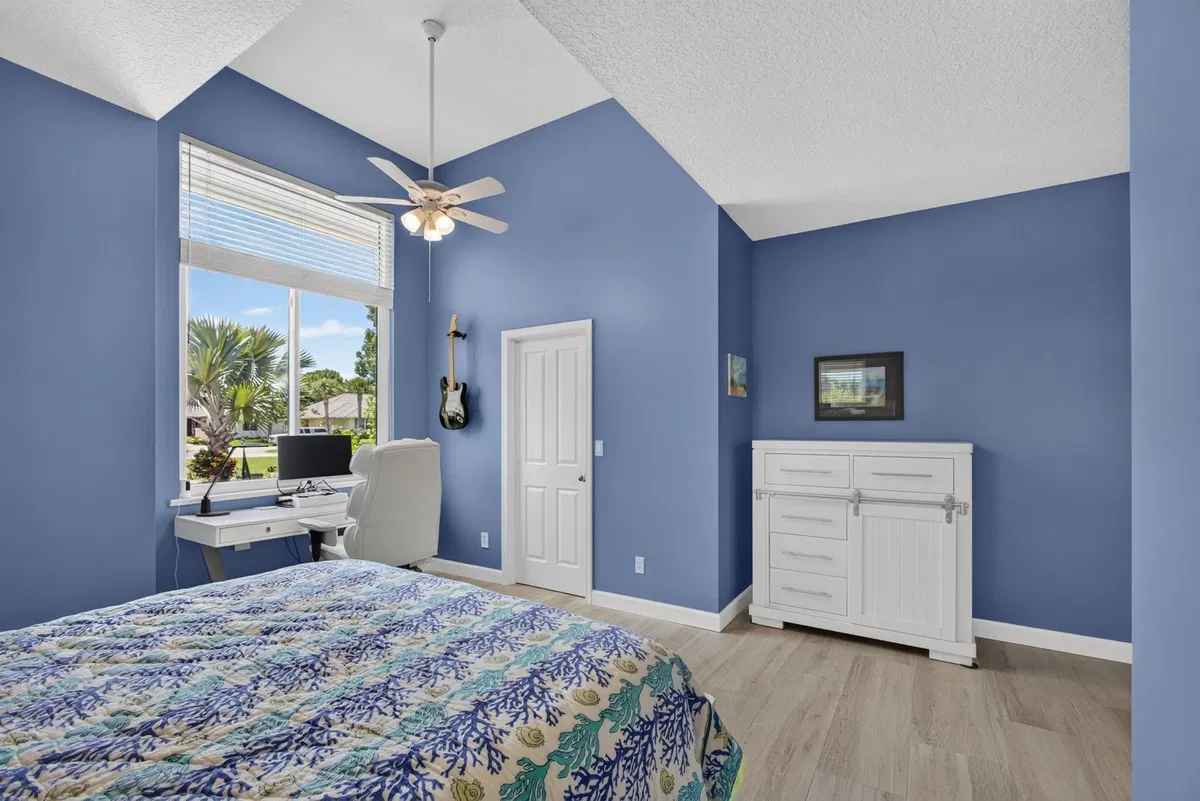 Willoughby Golf Club Residence photo 43
