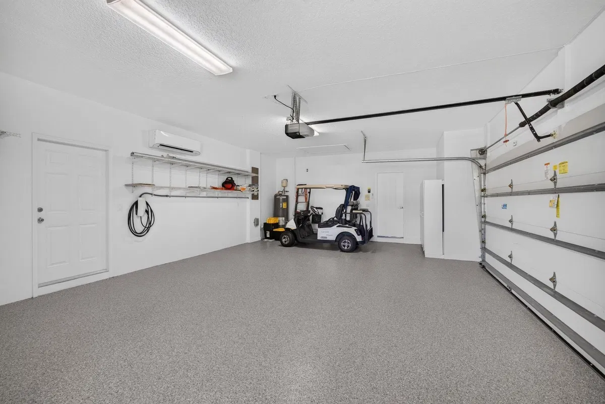Willoughby Golf Club Residence photo 52