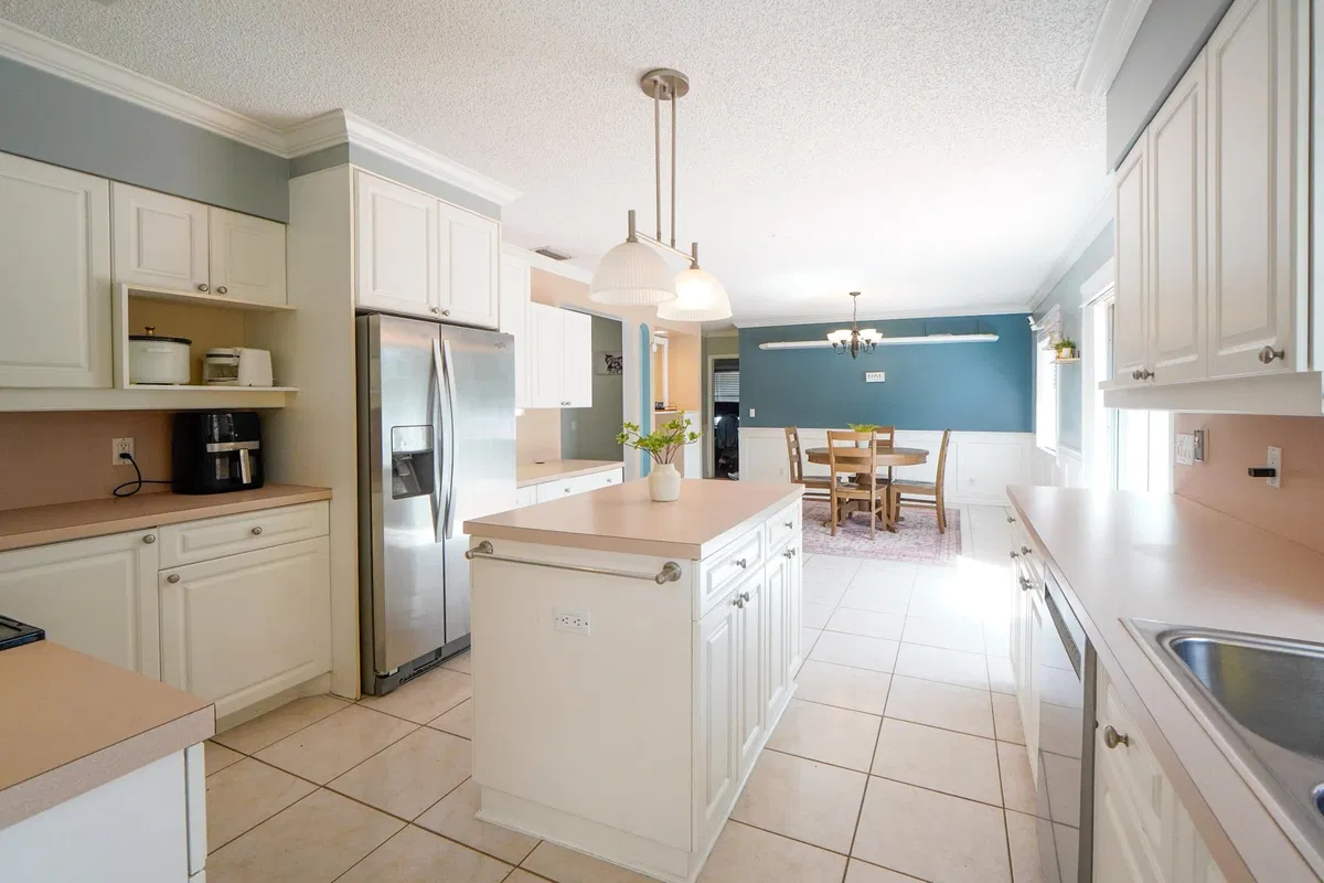  Residence photo 19