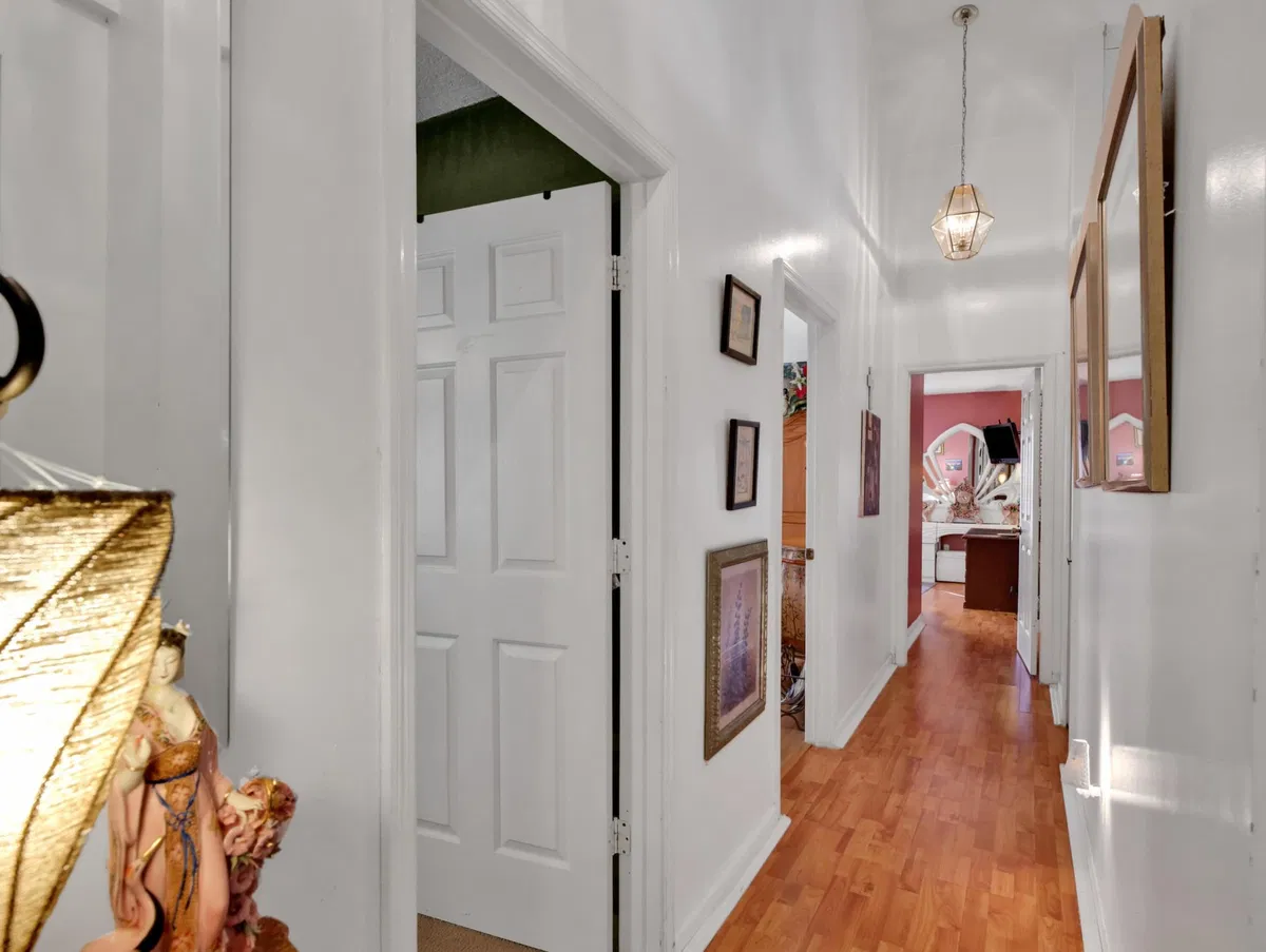 Residence photo 46