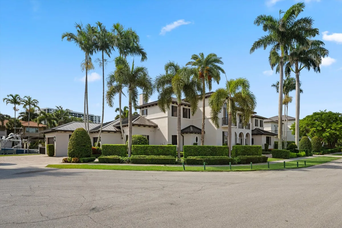 Residence photo 4