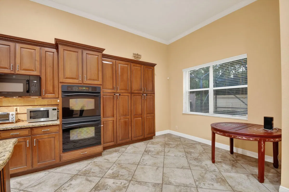  Residence photo 37
