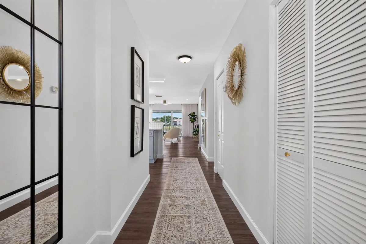 Boca Lago Country Club Homes Unit 5j photo 4