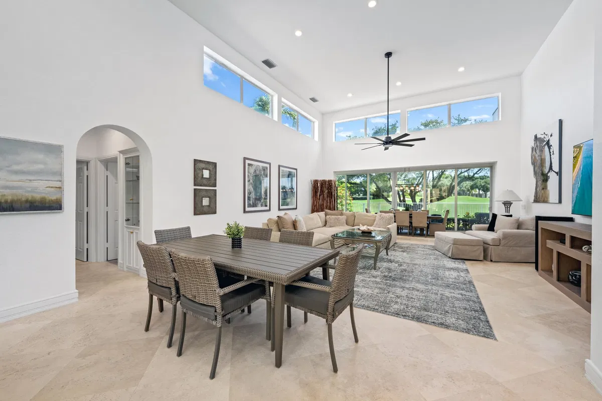 Admirals Cove Residence photo 7