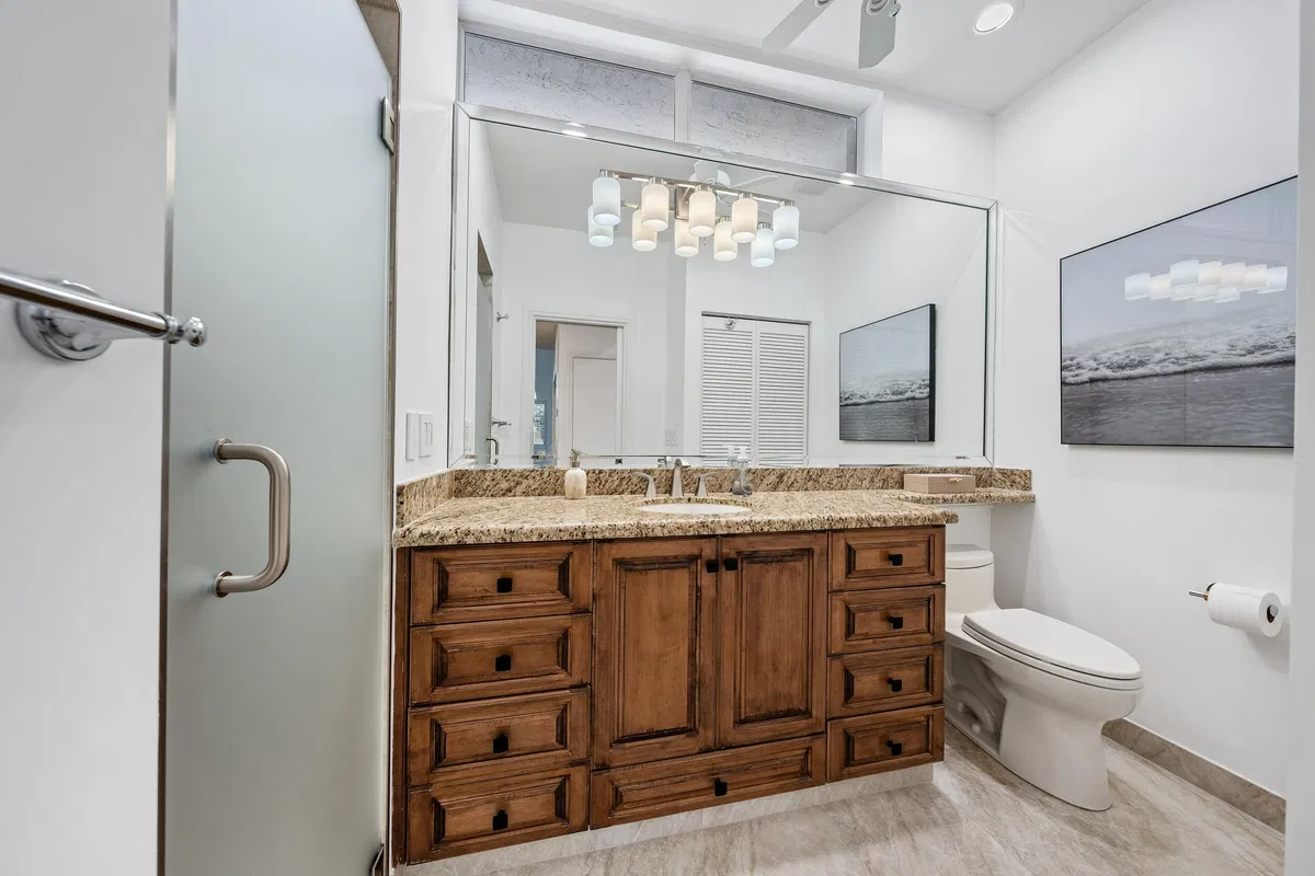 Admirals Cove Residence photo 16