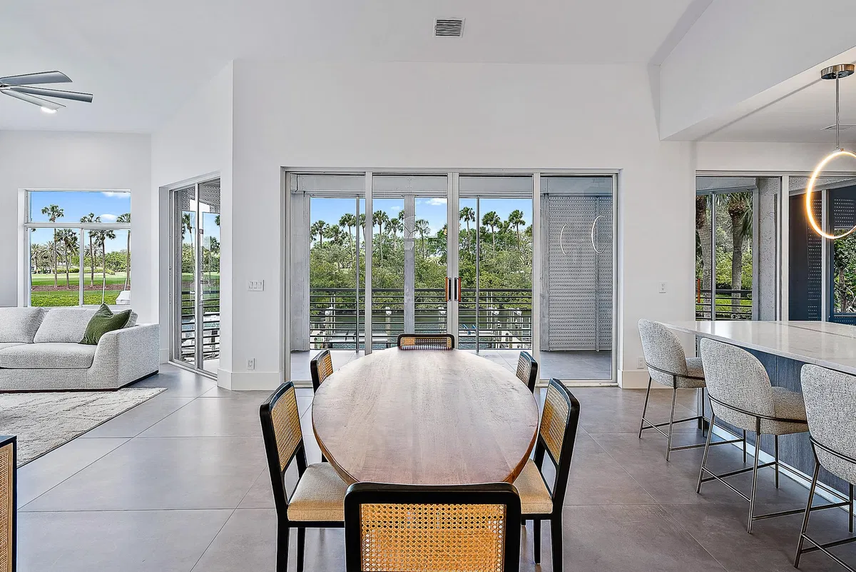 Admirals Cove Residence photo 16