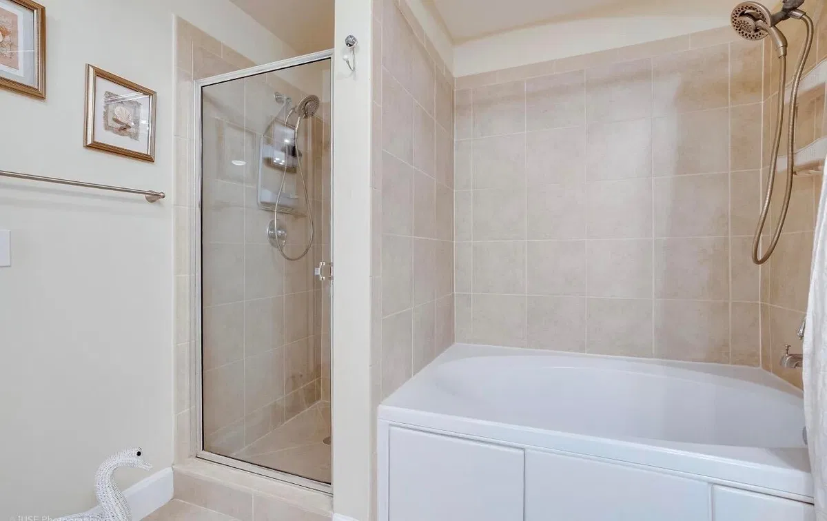 Renaissance Commons II Unit 1404 photo 7