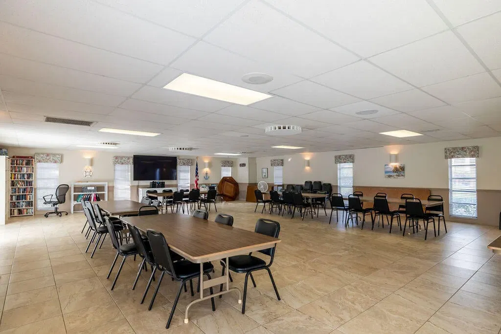 Unit 130-8 photo 31
