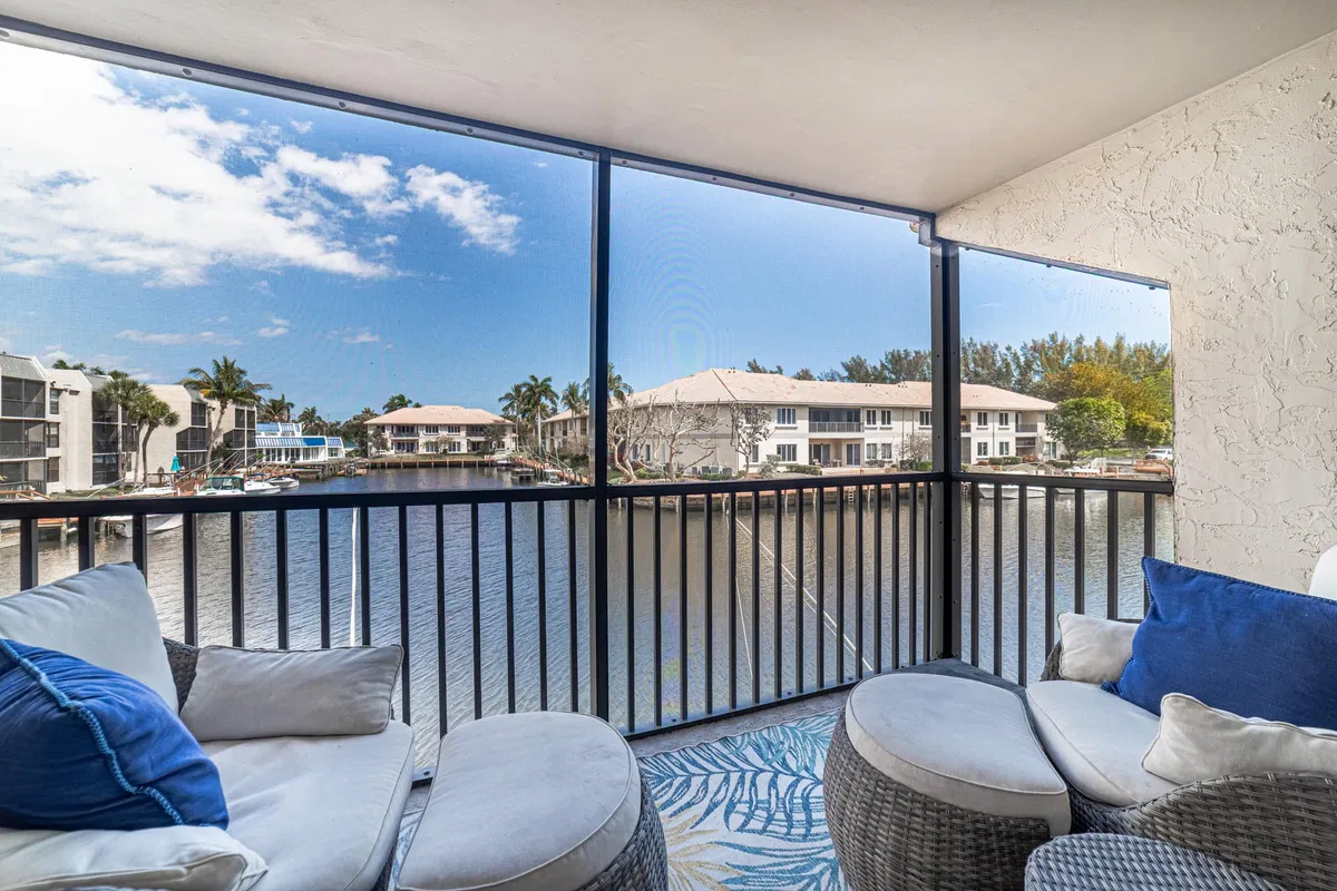 Boca Raton Unit 211 photo 25