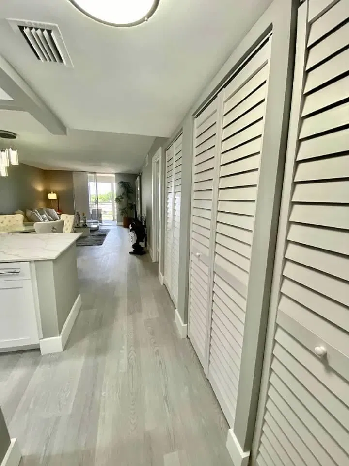 Unit 409 photo 10