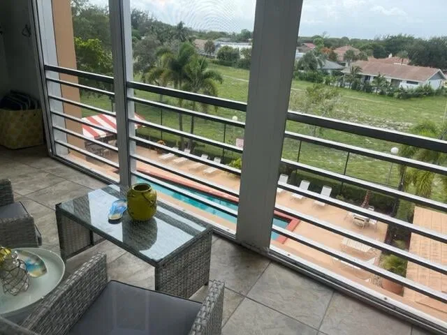 Unit 409 photo 34