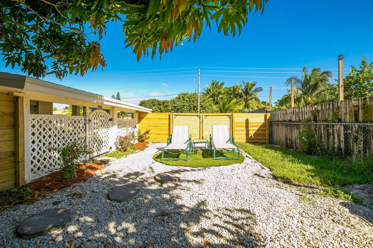 Residence photo 19