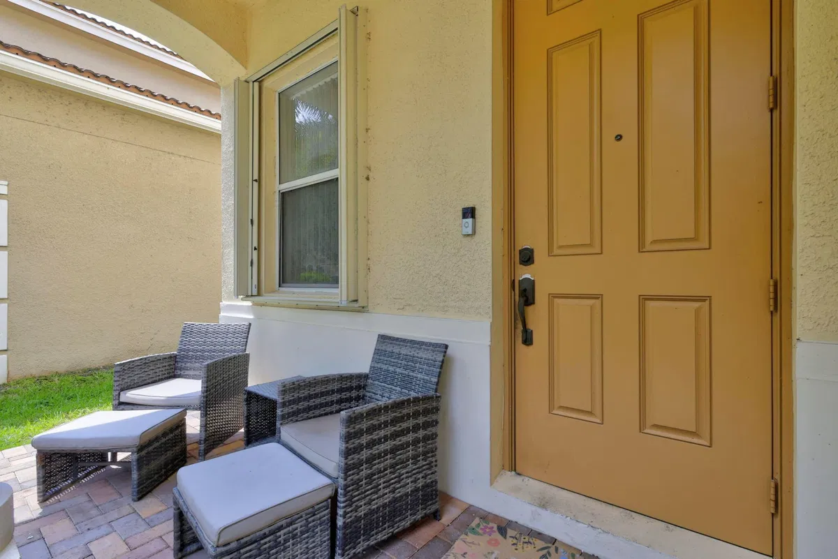 Residence photo 4