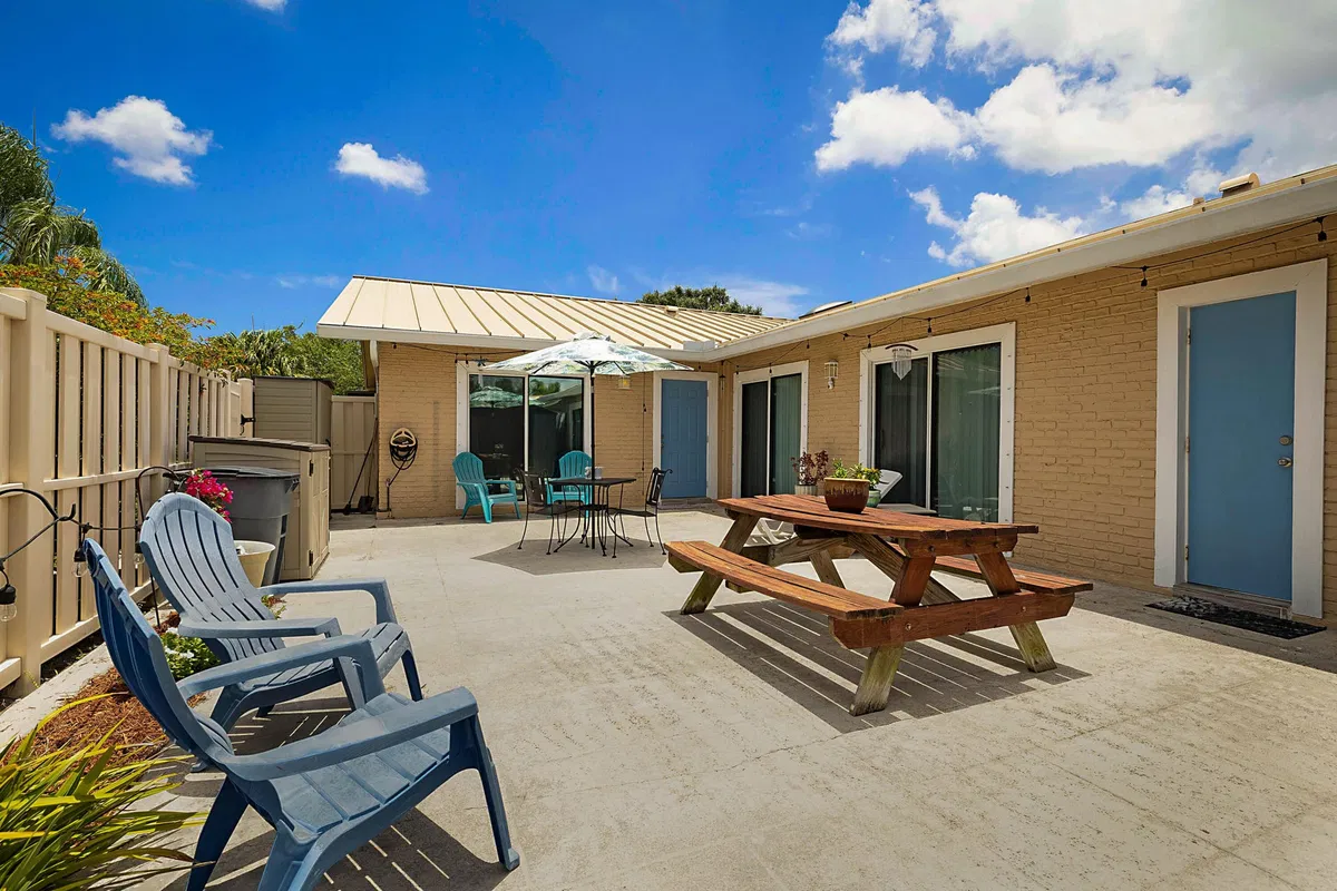 Old Palm Golf Club Residence