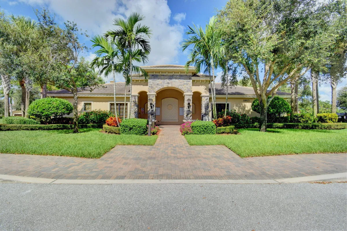 Residence photo 22