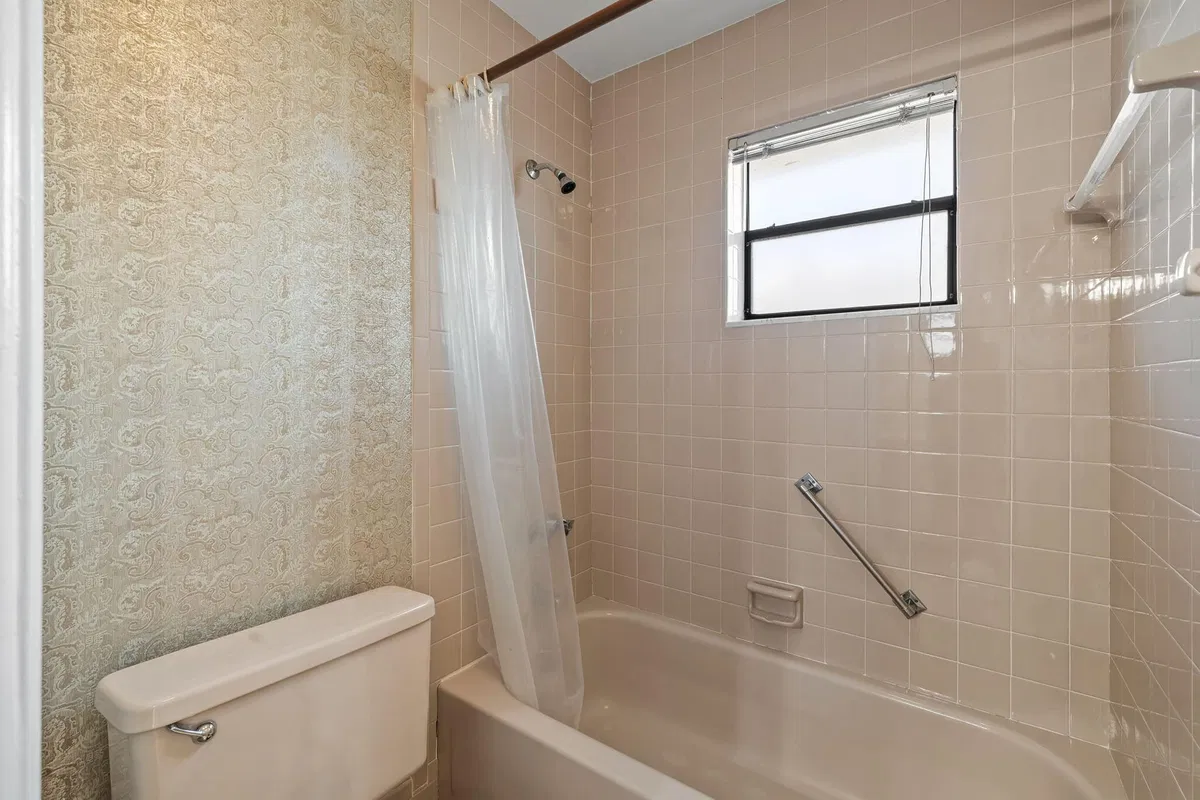 Residence photo 22