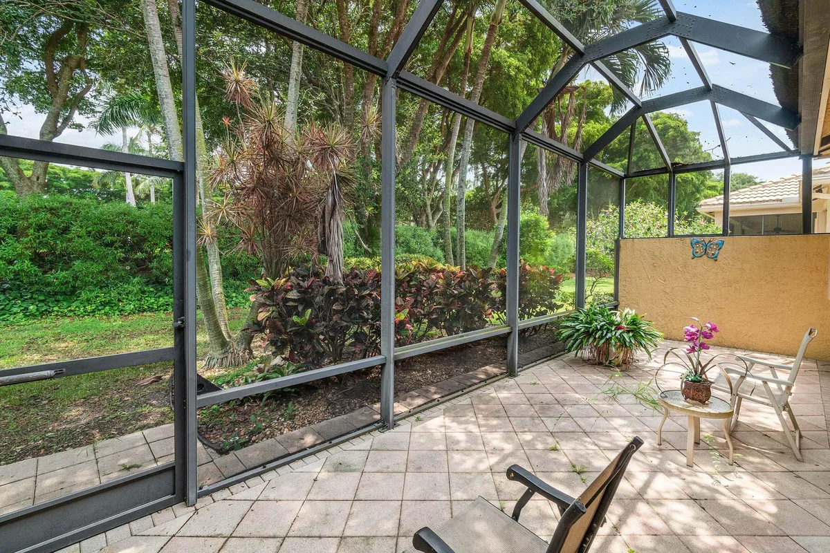 Residence photo 25