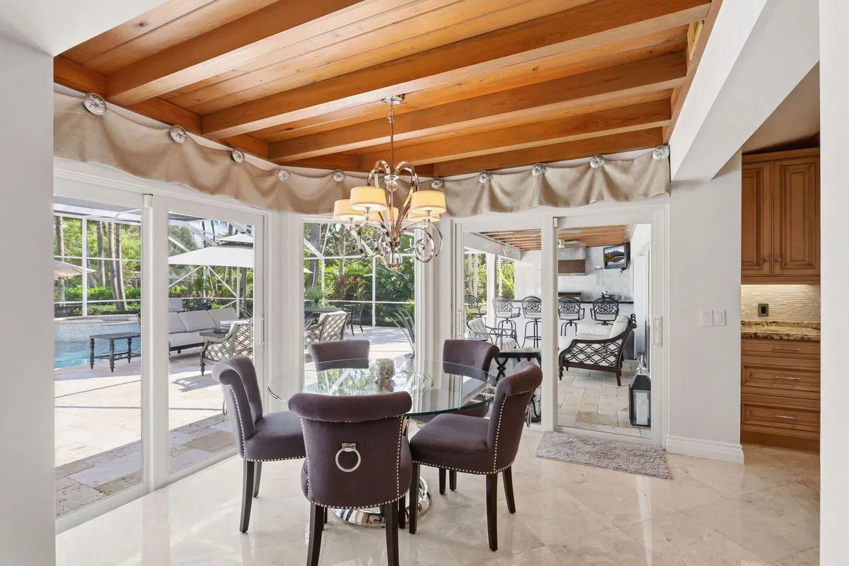 Boca Bath & Tennis Residence photo 16