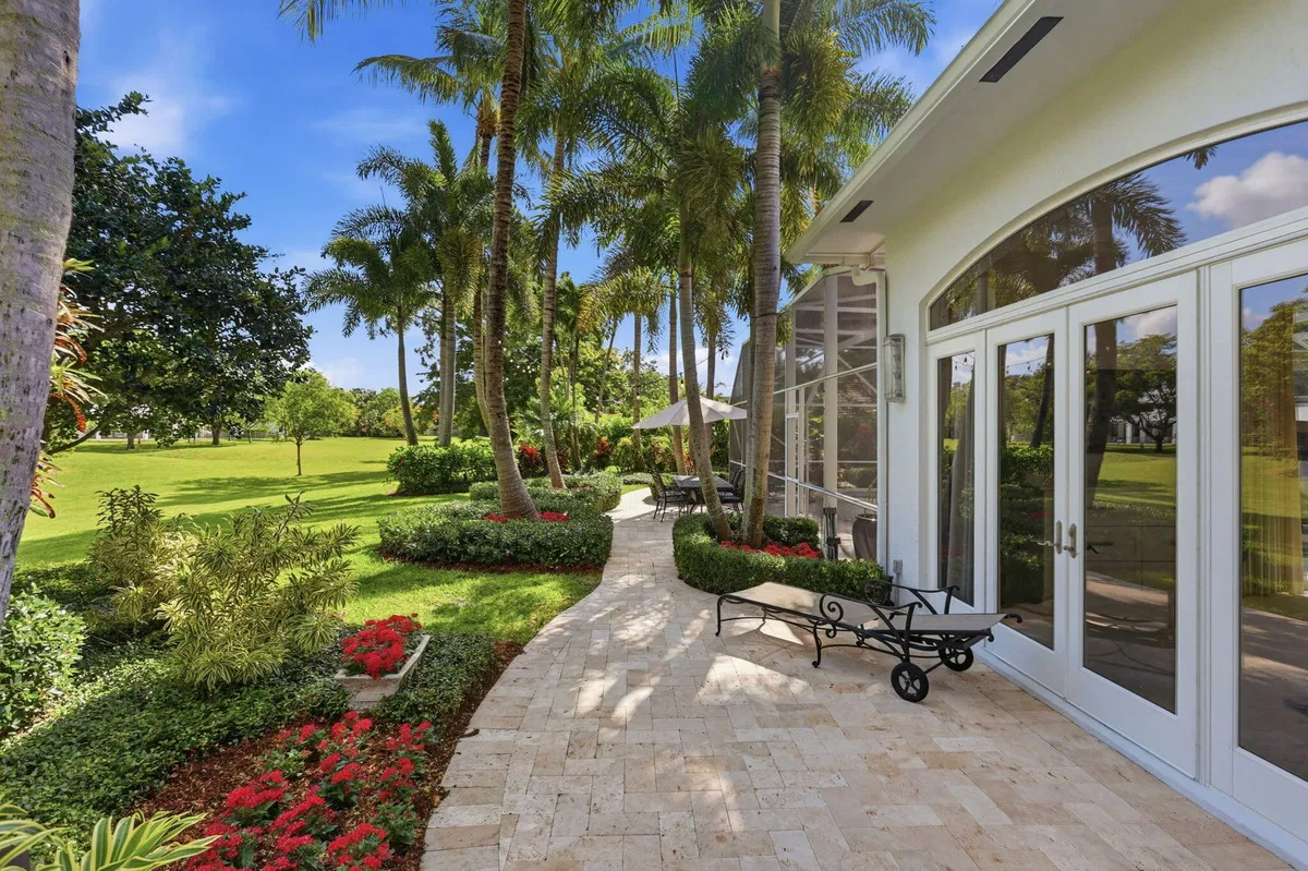 Boca Bath & Tennis Residence photo 40