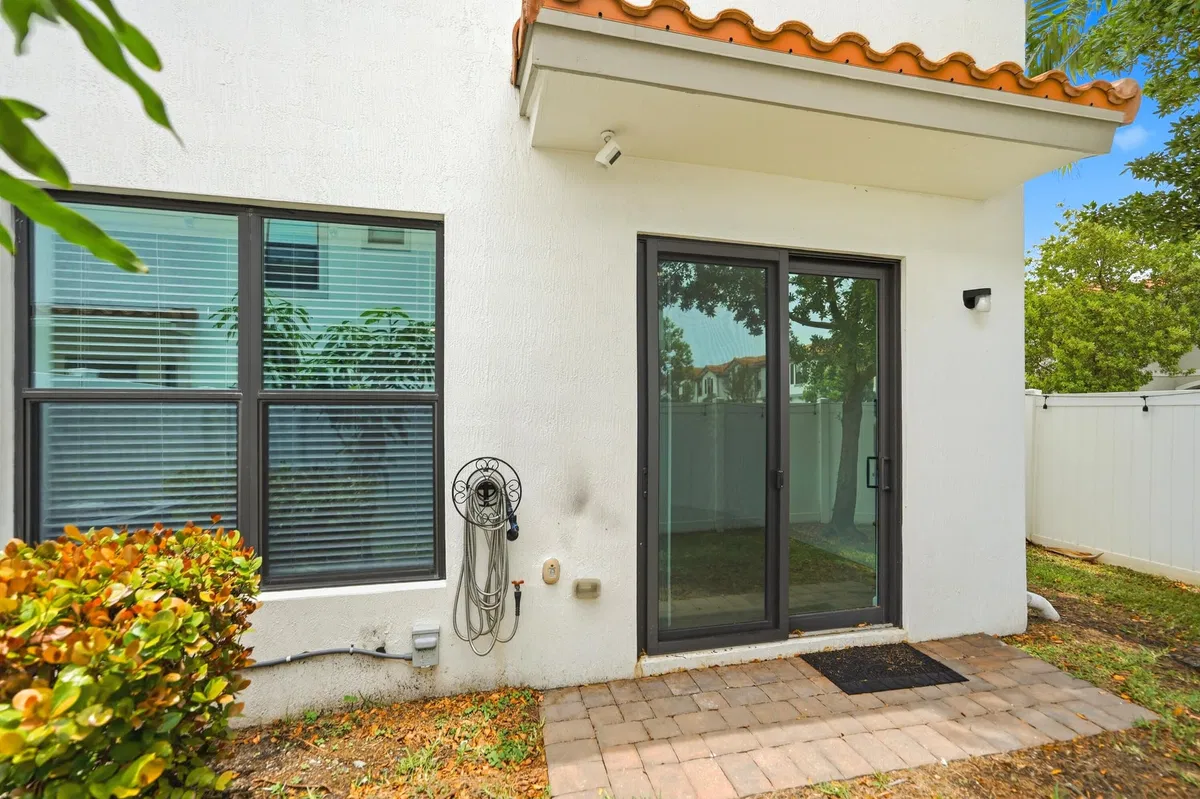  Residence photo 40