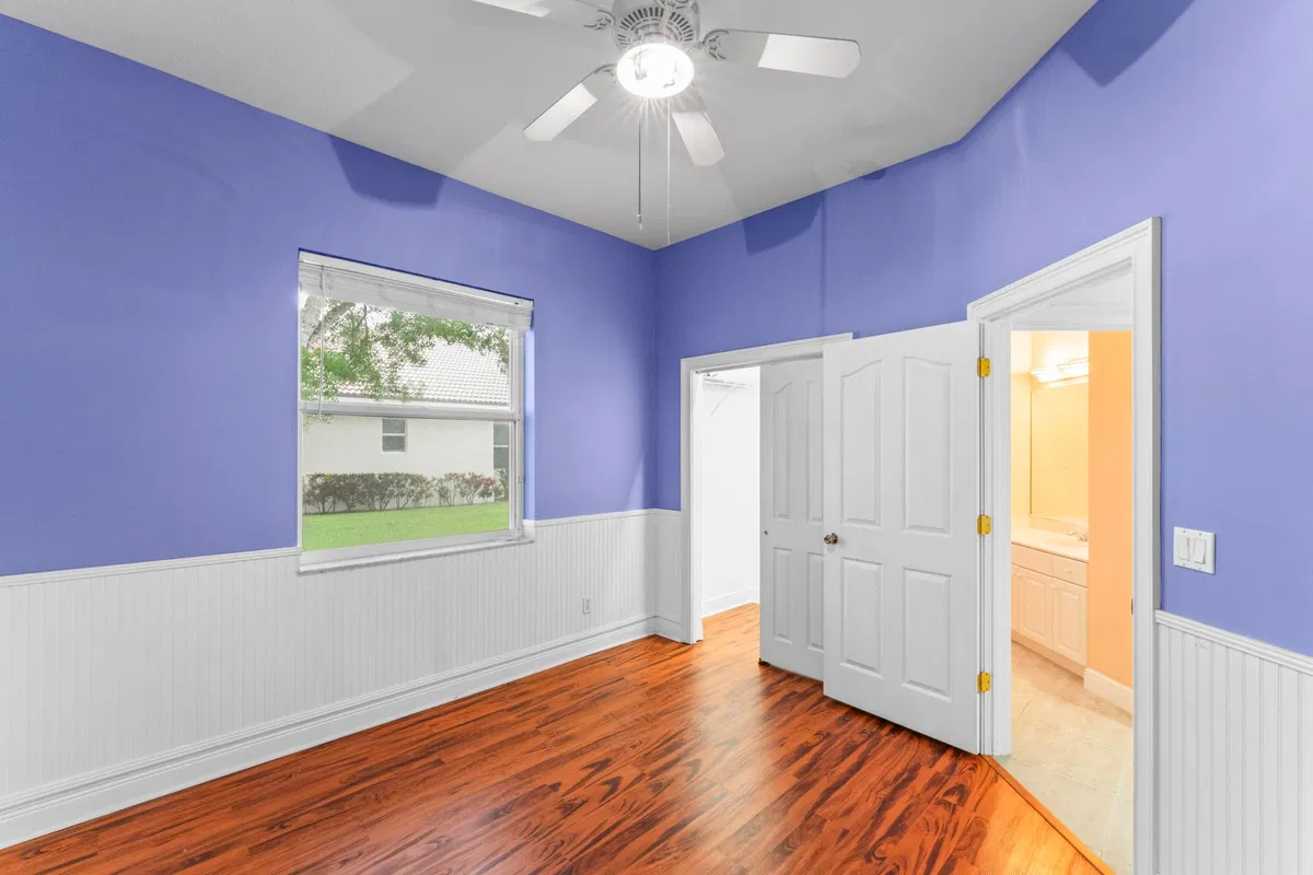 Residence photo 16