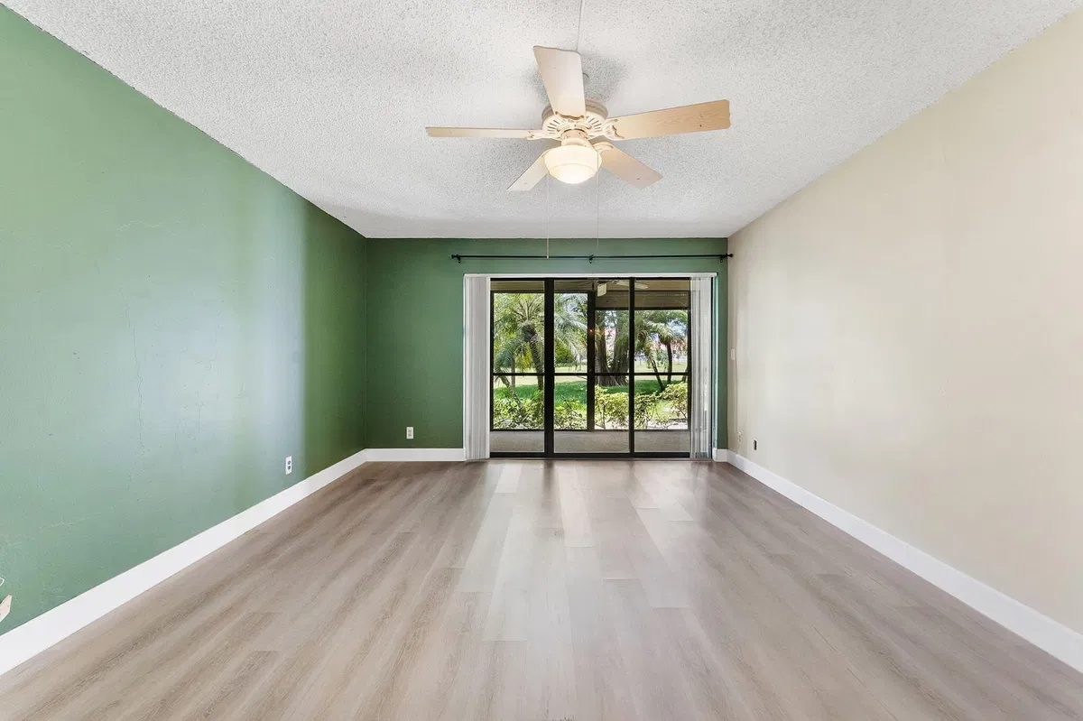  Unit 102 photo 19