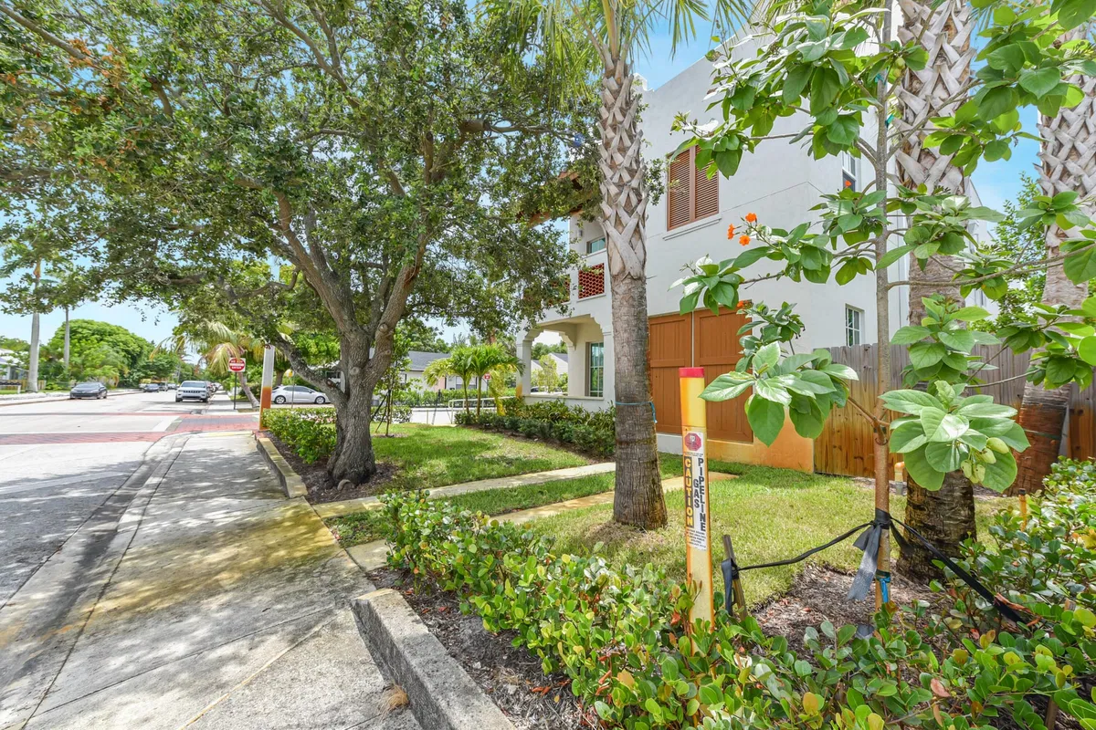 Residence photo 10