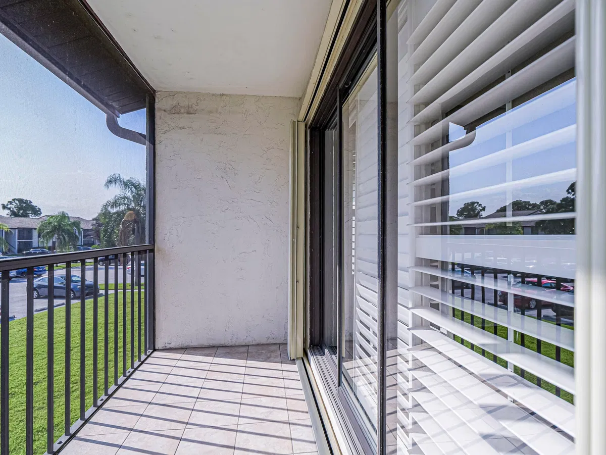Residence photo 10