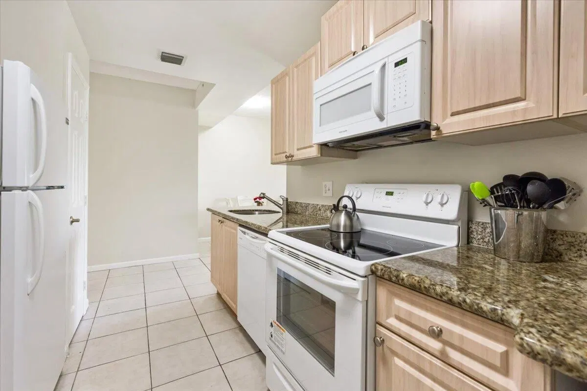  Unit 308 photo 13
