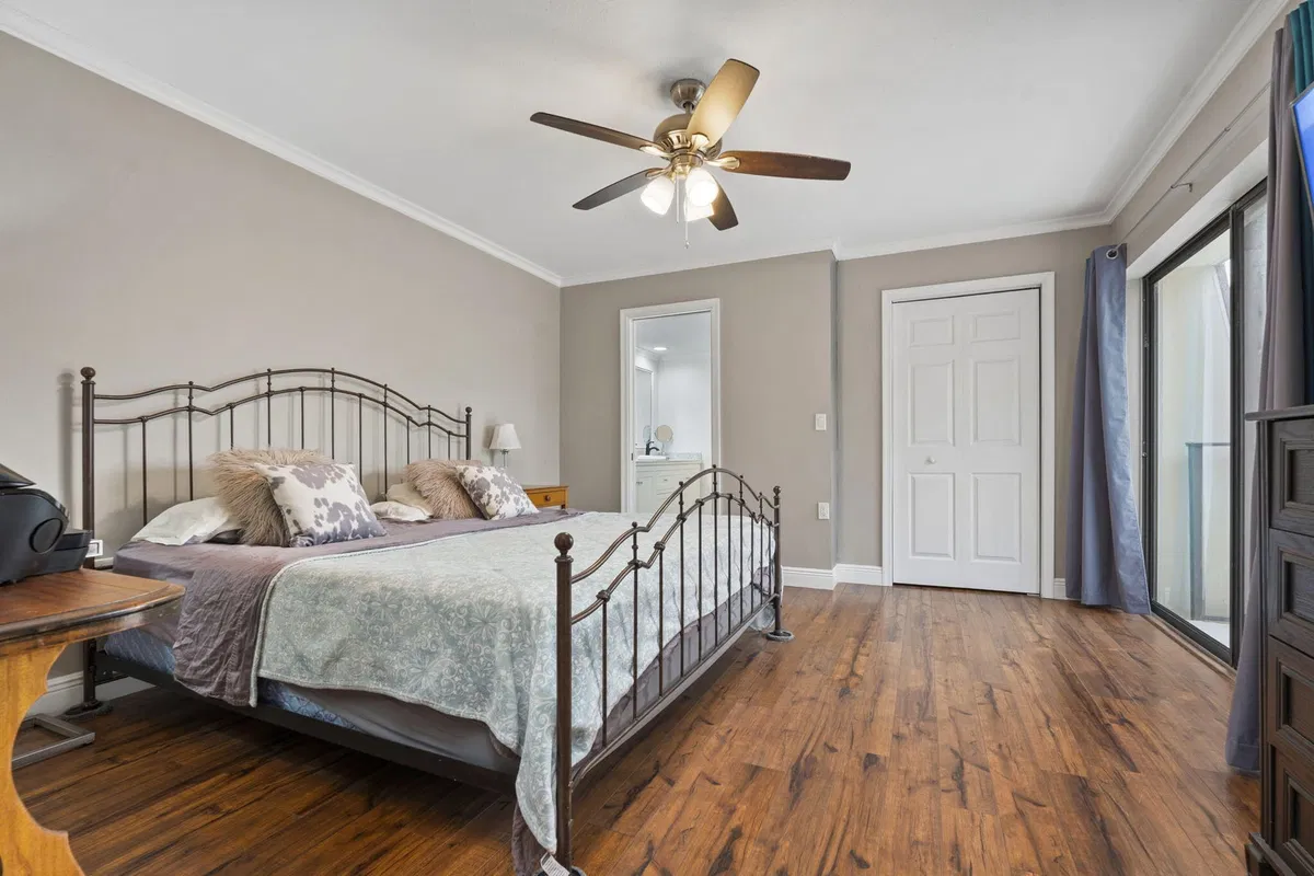 Residence photo 10
