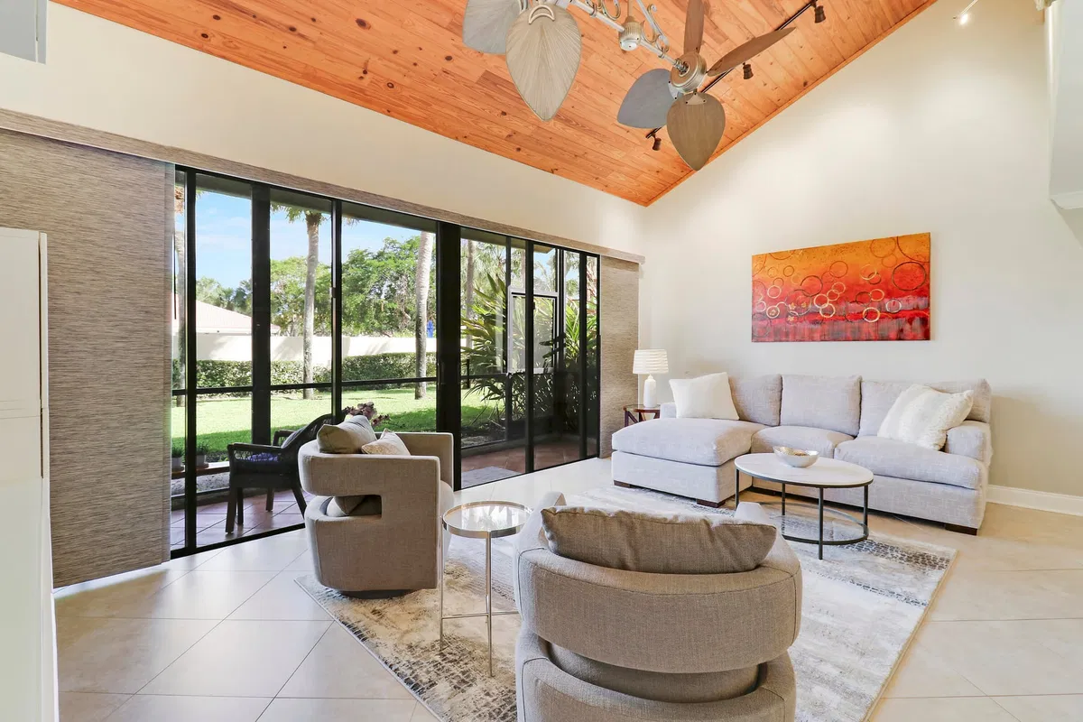 PGA National Palm Beach Gardens Residence photo 22