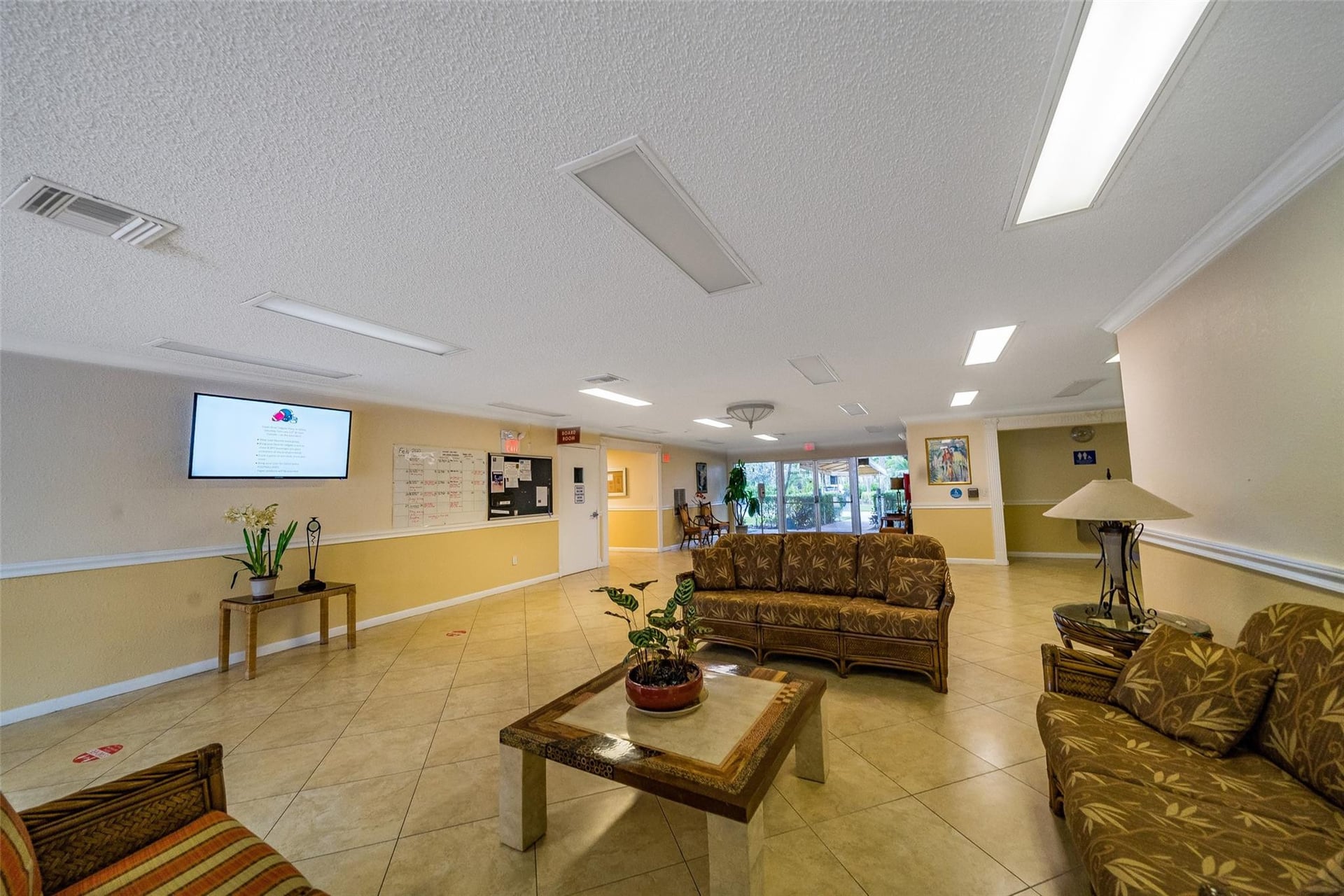 Unit 108 photo 31