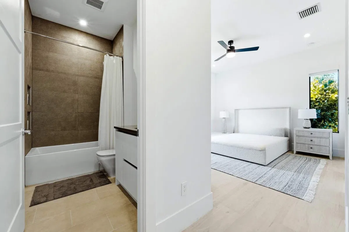 Steeplechase Residence photo 28
