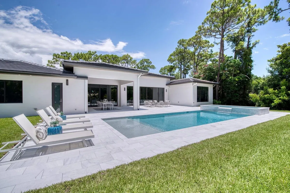 Steeplechase Residence photo 40