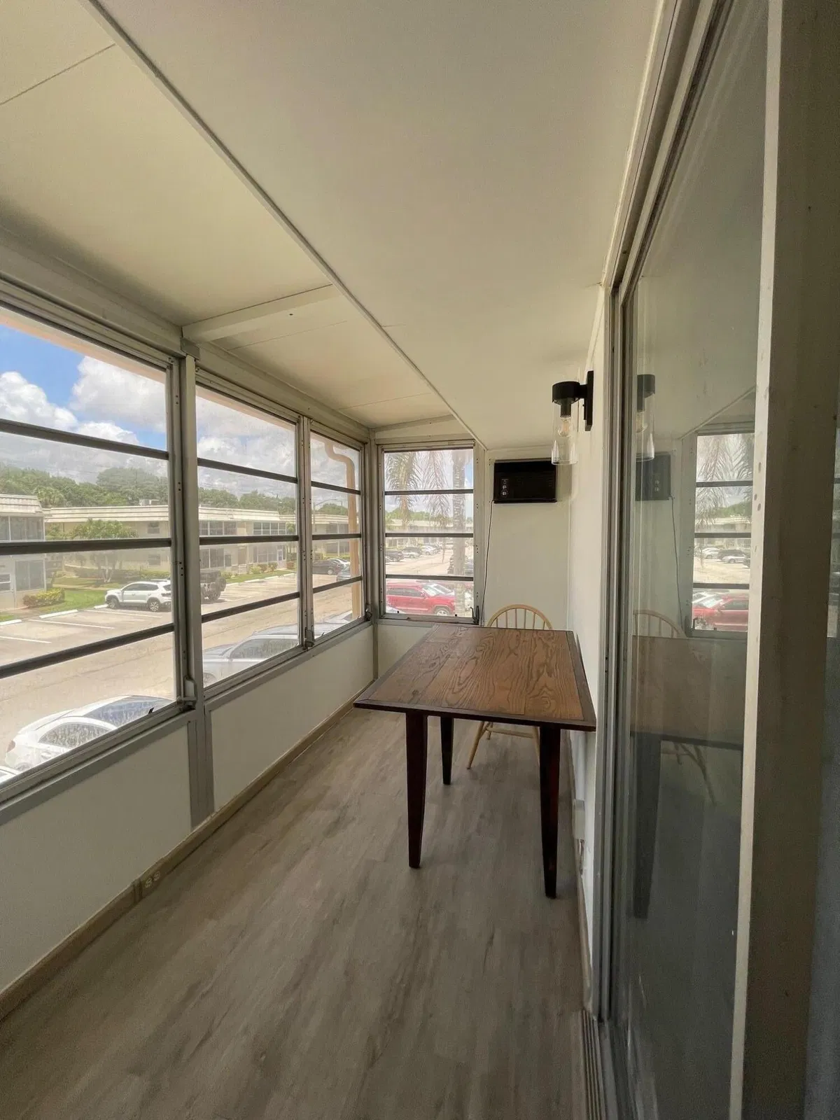 Residence photo 10
