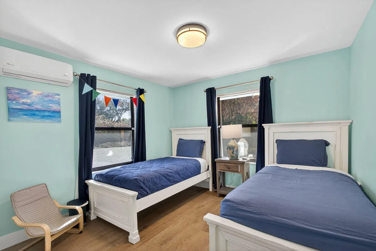 Residence photo 34