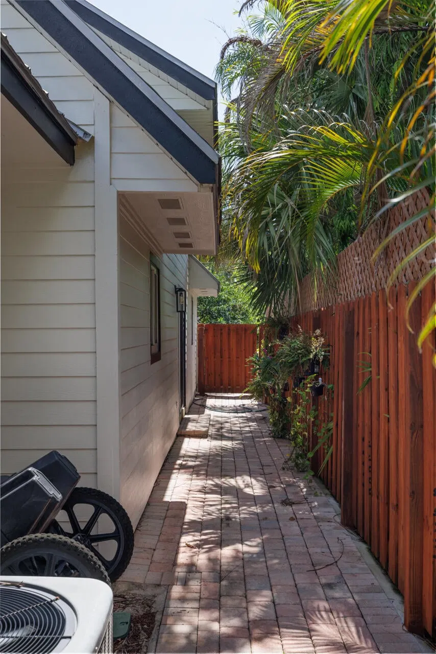 Residence photo 31