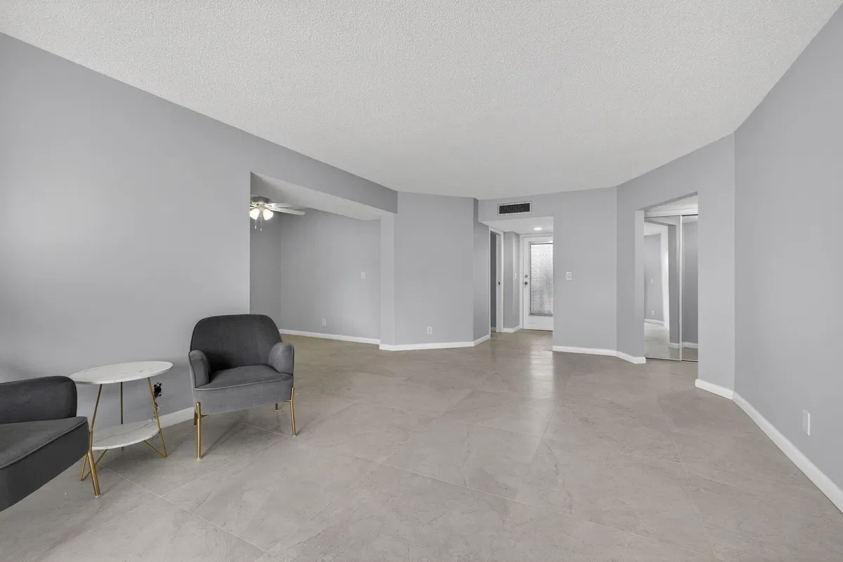 Via Poinciana Lake Worth Unit 202 photo 22
