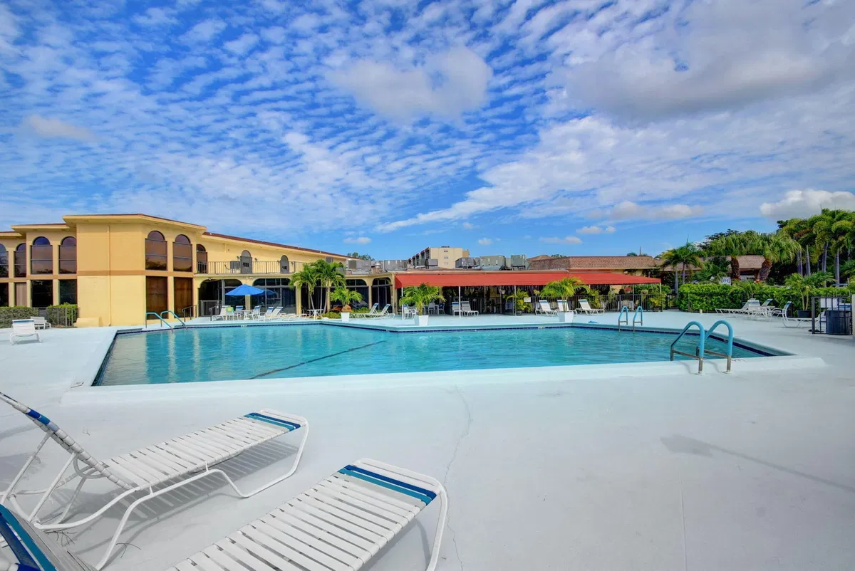 Via Poinciana Lake Worth Unit 202 photo 52