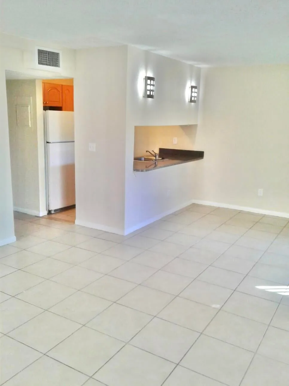  Unit 120 photo 7