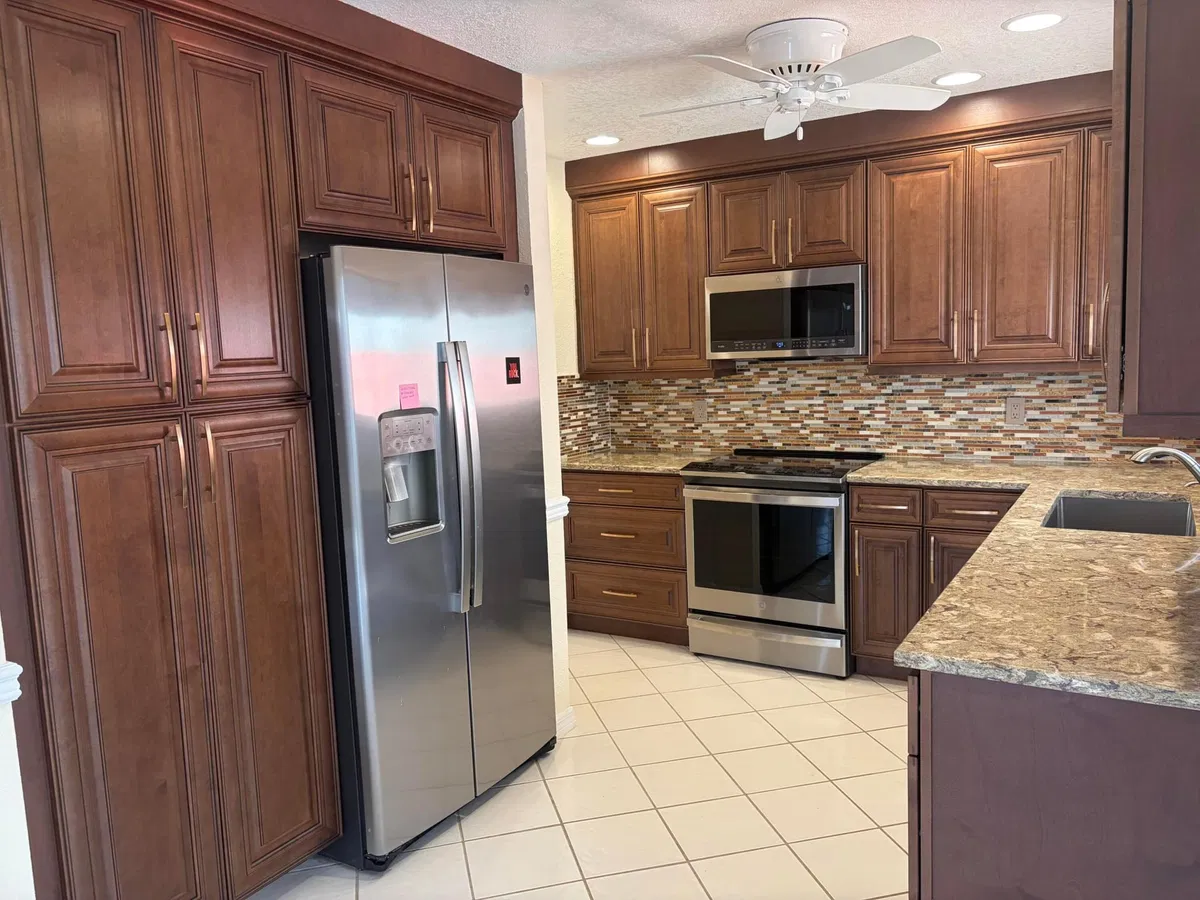 Residence photo 10