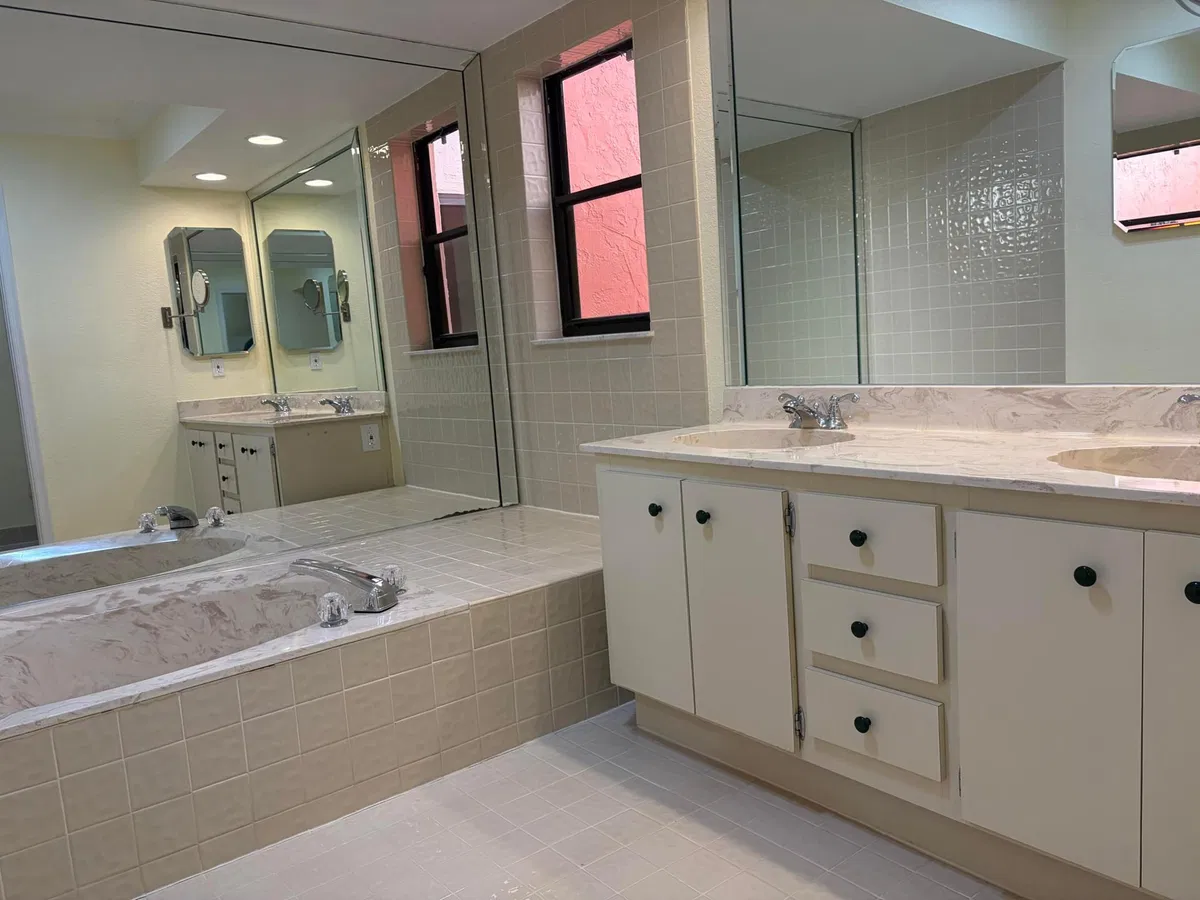 Residence photo 31