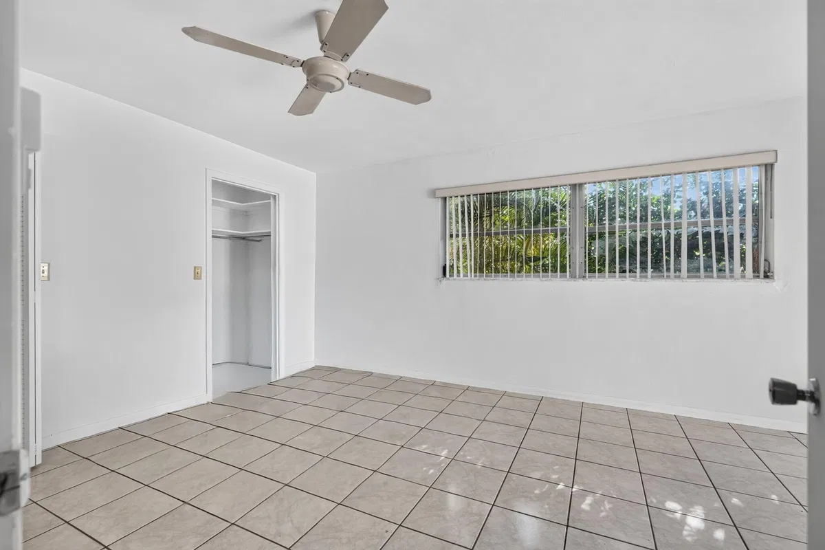 Residence photo 37