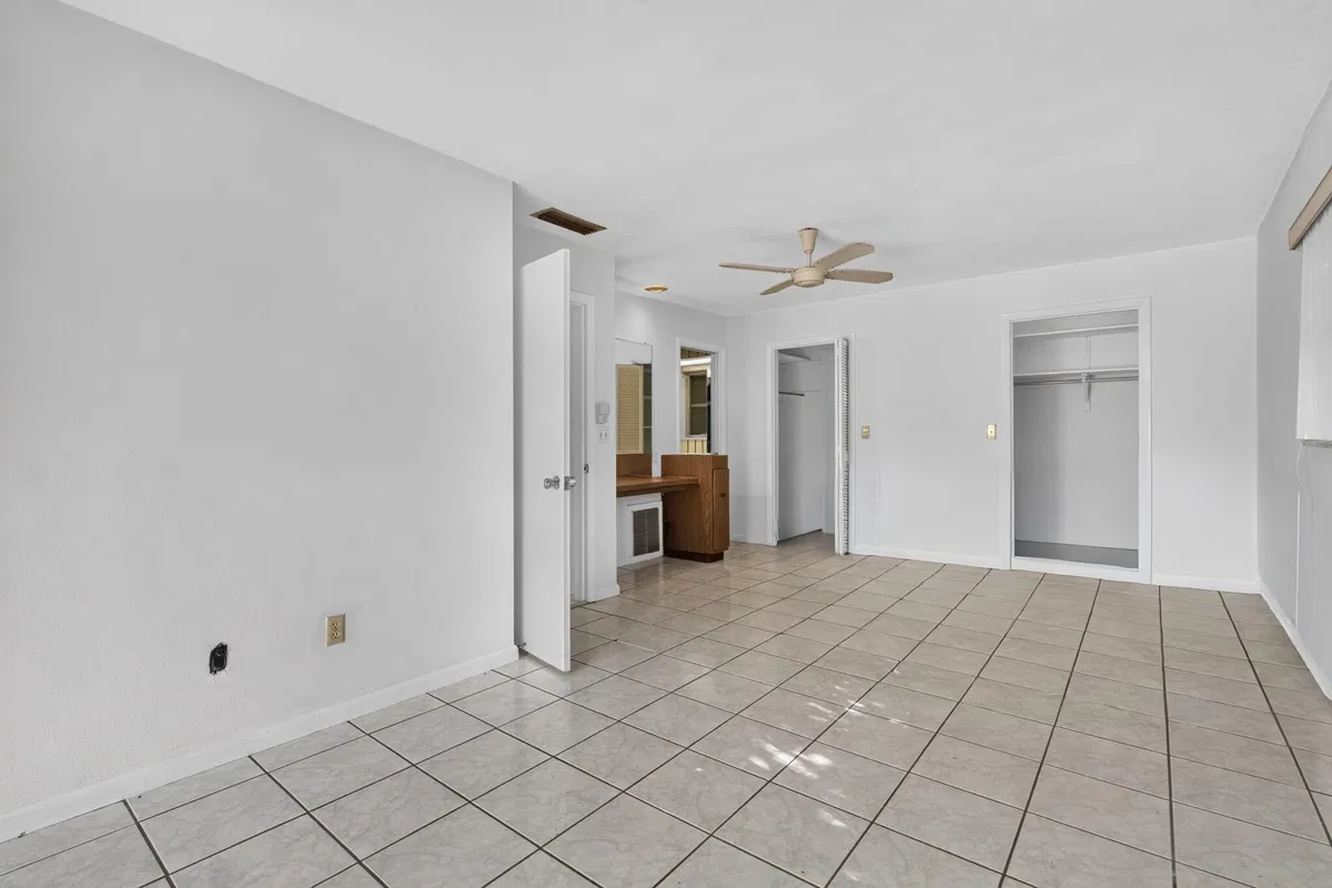 Residence photo 40