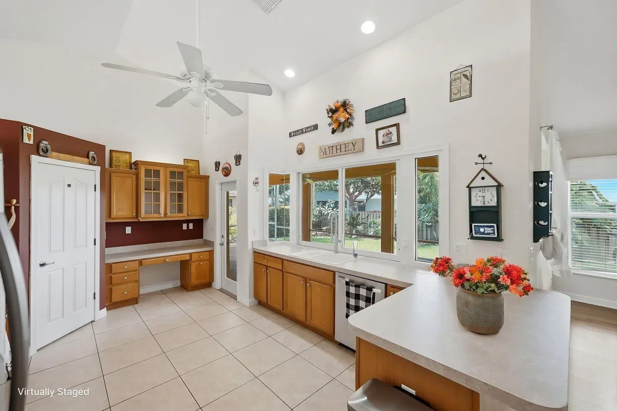 Residence photo 31