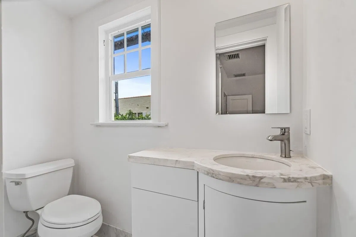 North End Palm Beach Residence photo 16