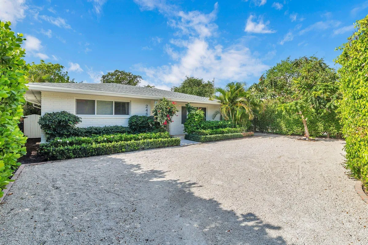SoSo West Palm Beach Residence photo 4