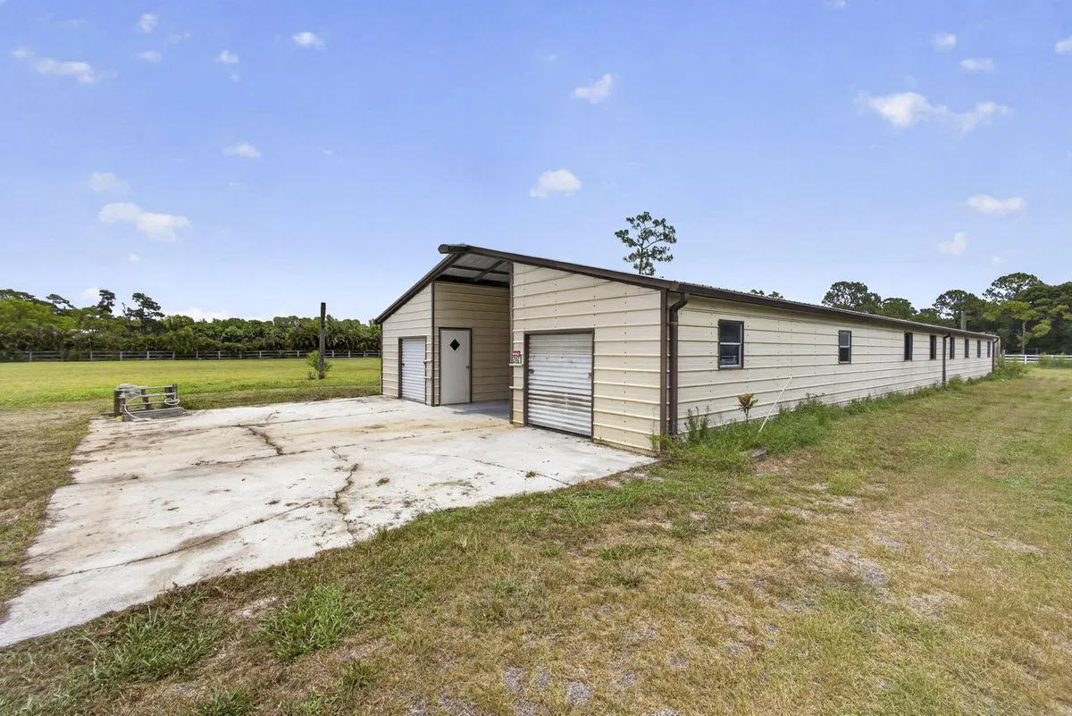 Residence photo 46