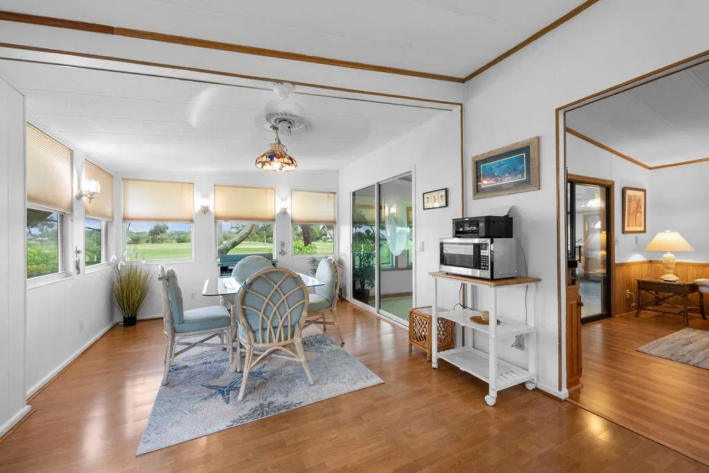 Residence photo 19