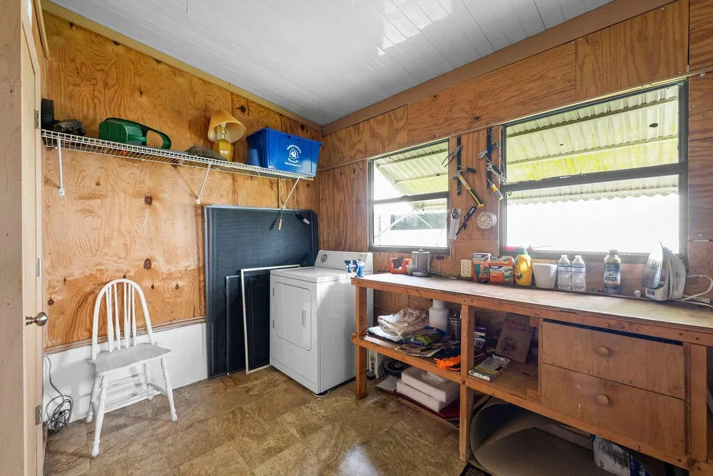 Residence photo 34